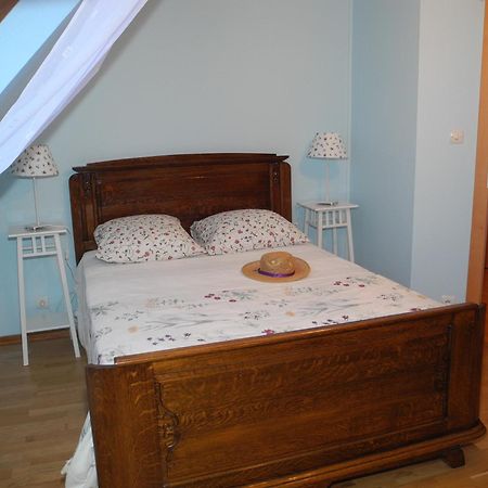 Au Pied Du Chateau Lichtenberg Екстериор снимка